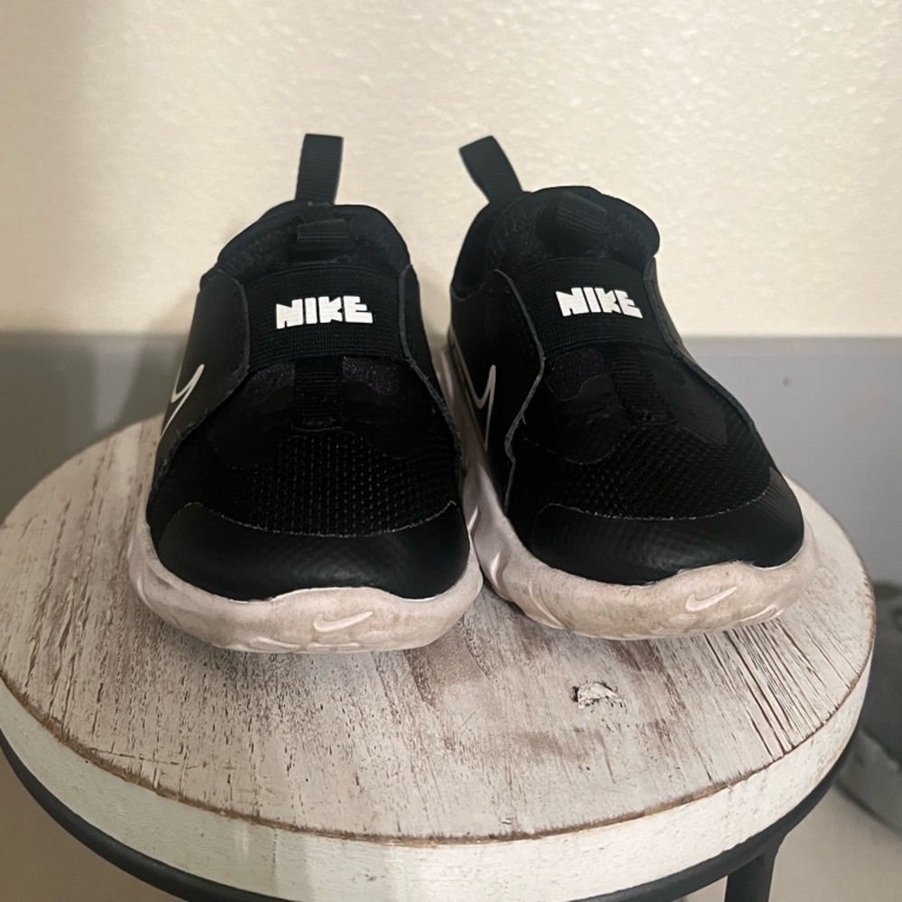 Nike Kids Black Slip-On Shoes